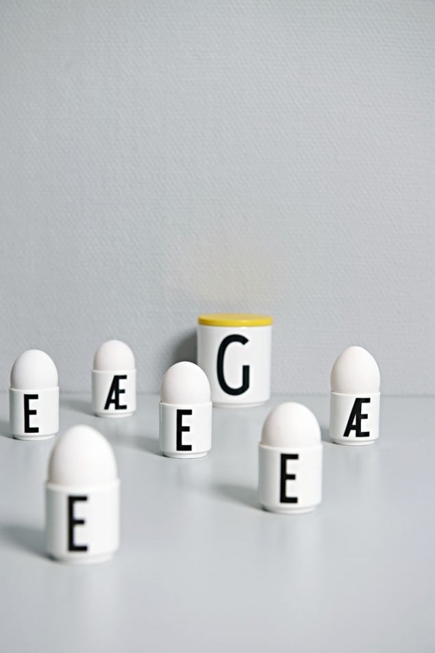 Design Letters & Friends Arne Jacobsen Vintage ABC egg cups