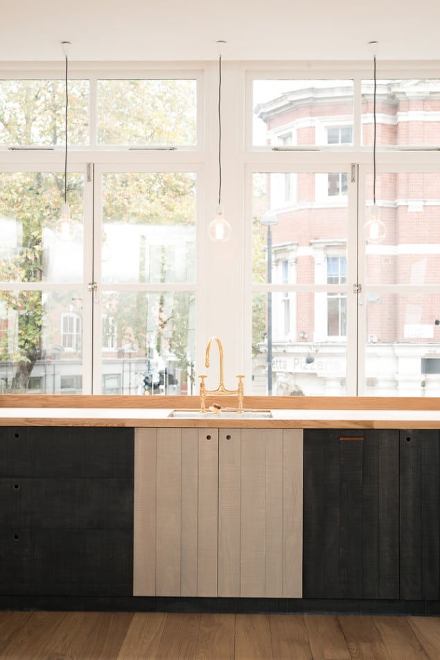 The Clerkenwell Apartment features the Sebastian Cox Kitchen range by deVOL. The industrial style open space contains the understated, handmade kitchen that deVOL founder Paul O’Leary describes as "Urban Rustic; it brings a little bit of woodland into the city, with some style.”
