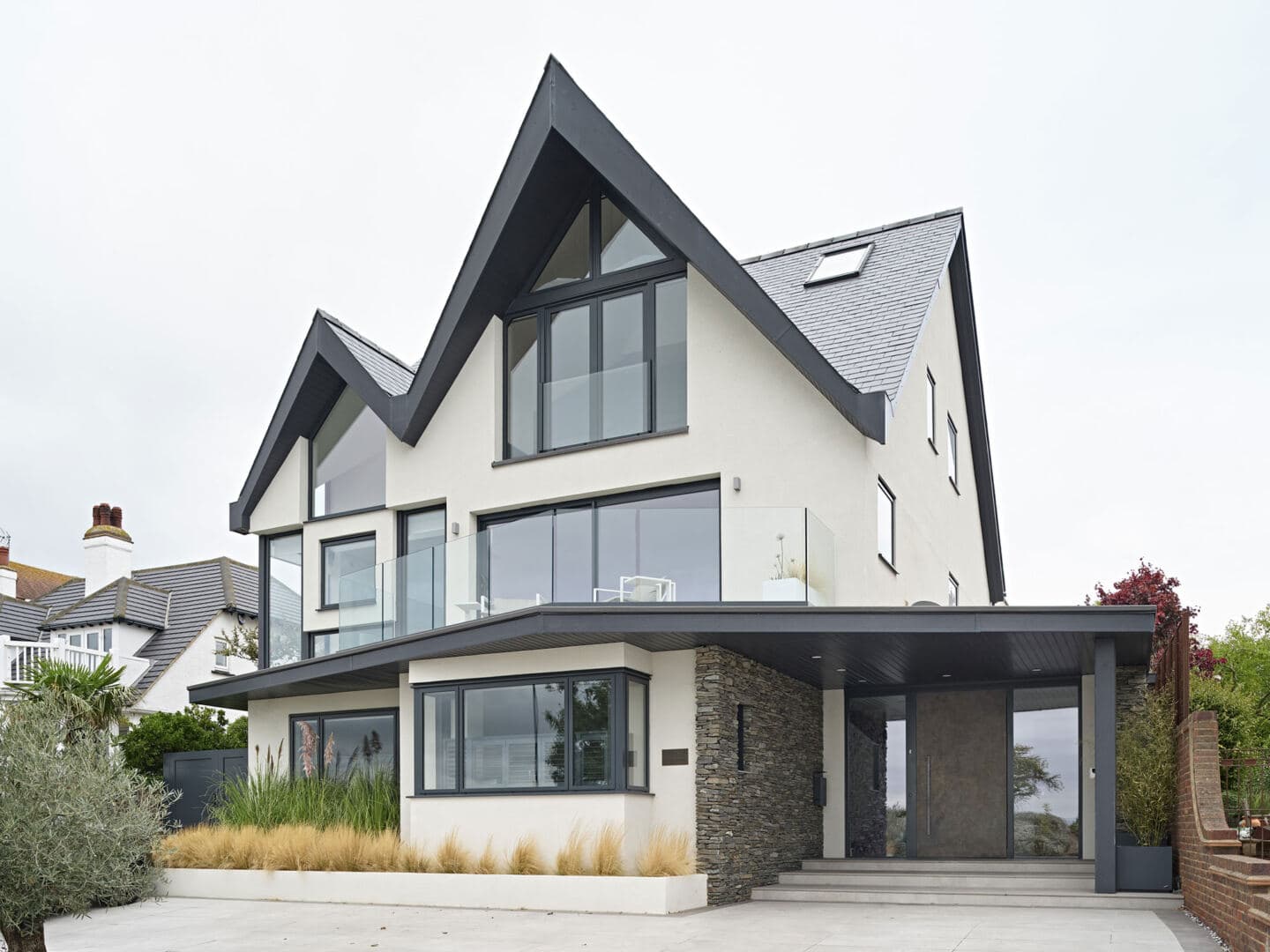 10 Easy Tips to Boost Your Home’s Curb Appeal